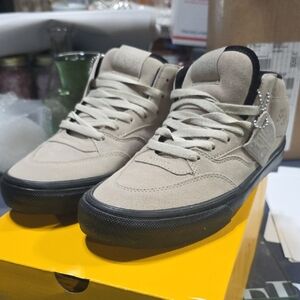 Mens Vans 10.5 Dime Half Cabs